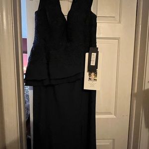 Mother of the Bride size 14 NEVER WORN WITH TAGS